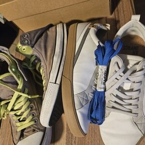 Bundle of 2 Mens Shoes: Converse Chuck Taylors + SAOLA Cannon VL Sneakers Sz 8-9